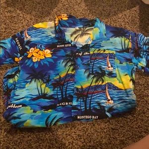 Hawaiian button up shirt